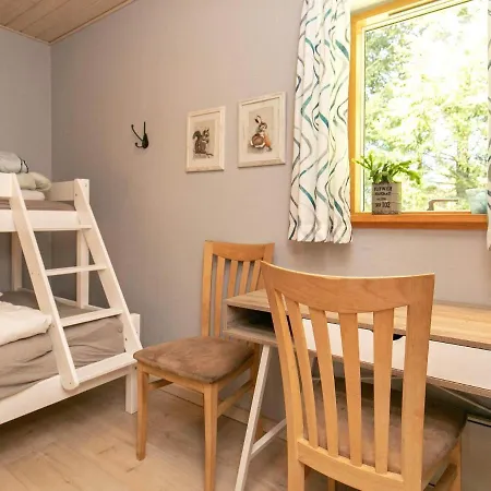 בית נופש Four-bedroom Holiday In 1