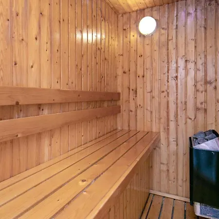 Four-bedroom Holiday In 1 בית נופש